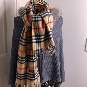Vintage Burberry scarf